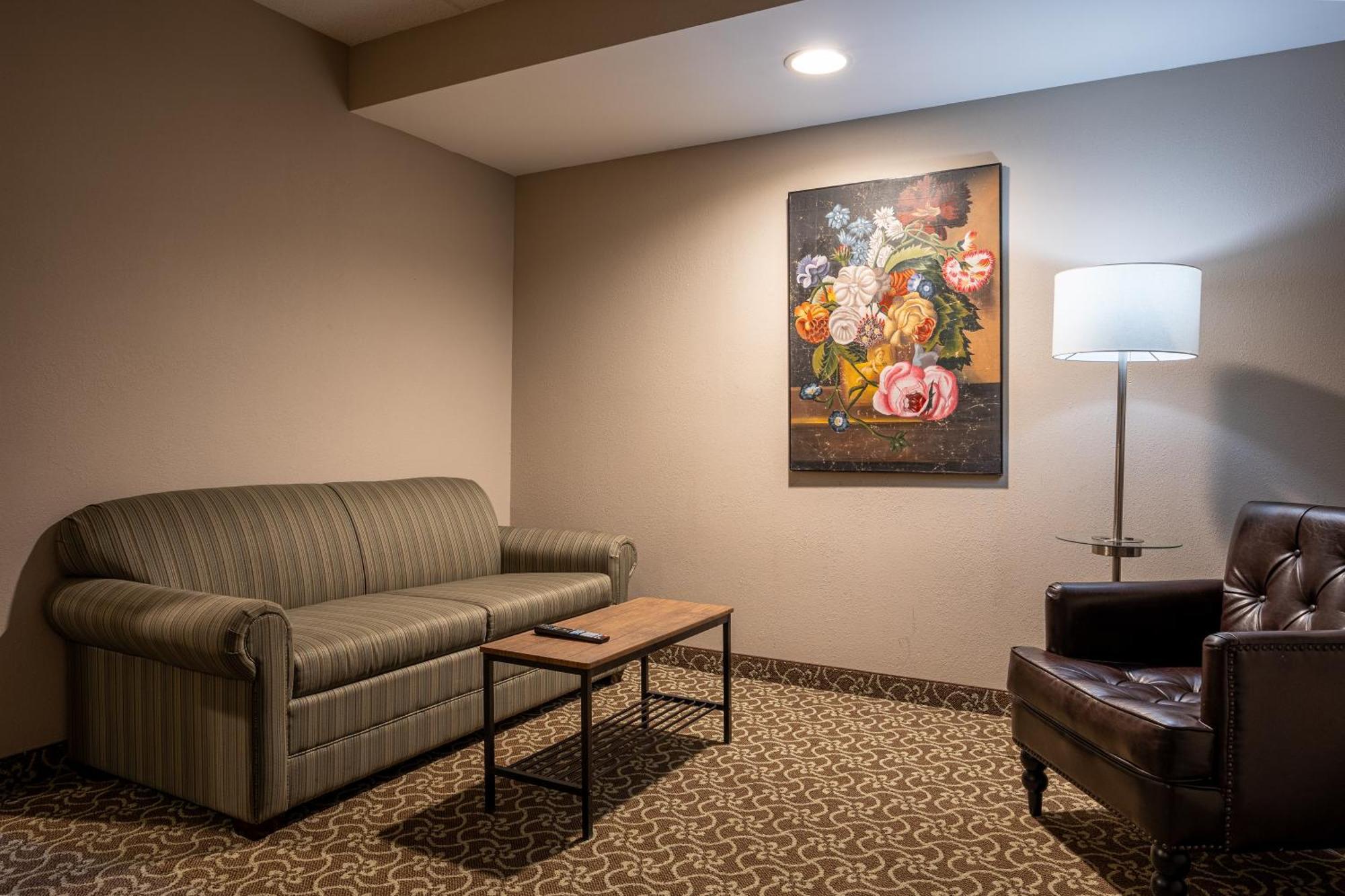 D. Hotel Suites & Spa Holyoke Luaran gambar