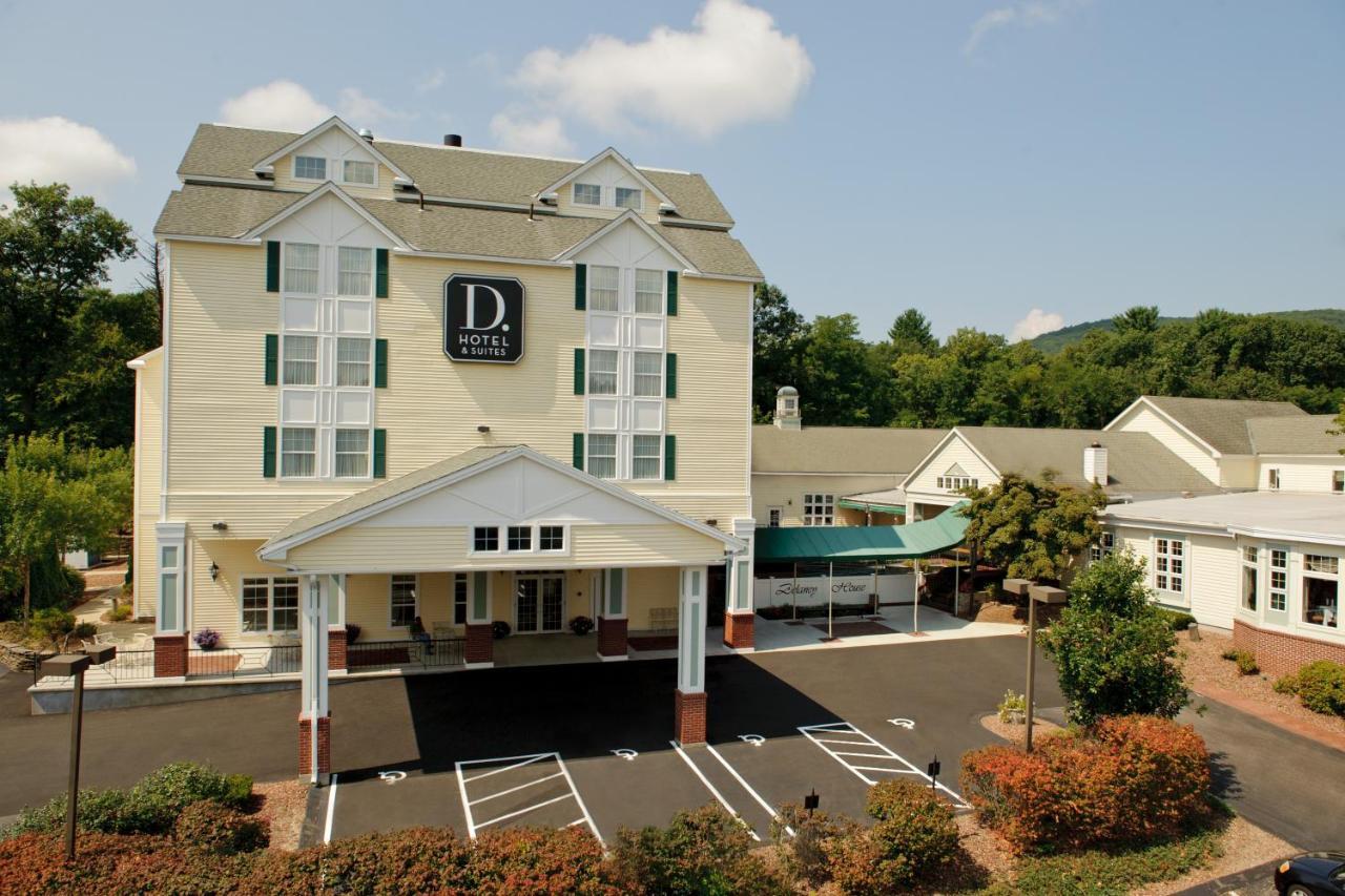 D. Hotel Suites & Spa Holyoke Luaran gambar